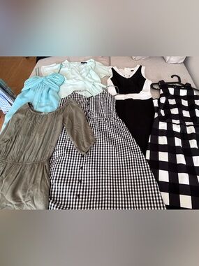 Womens Dresses - Lot of 6